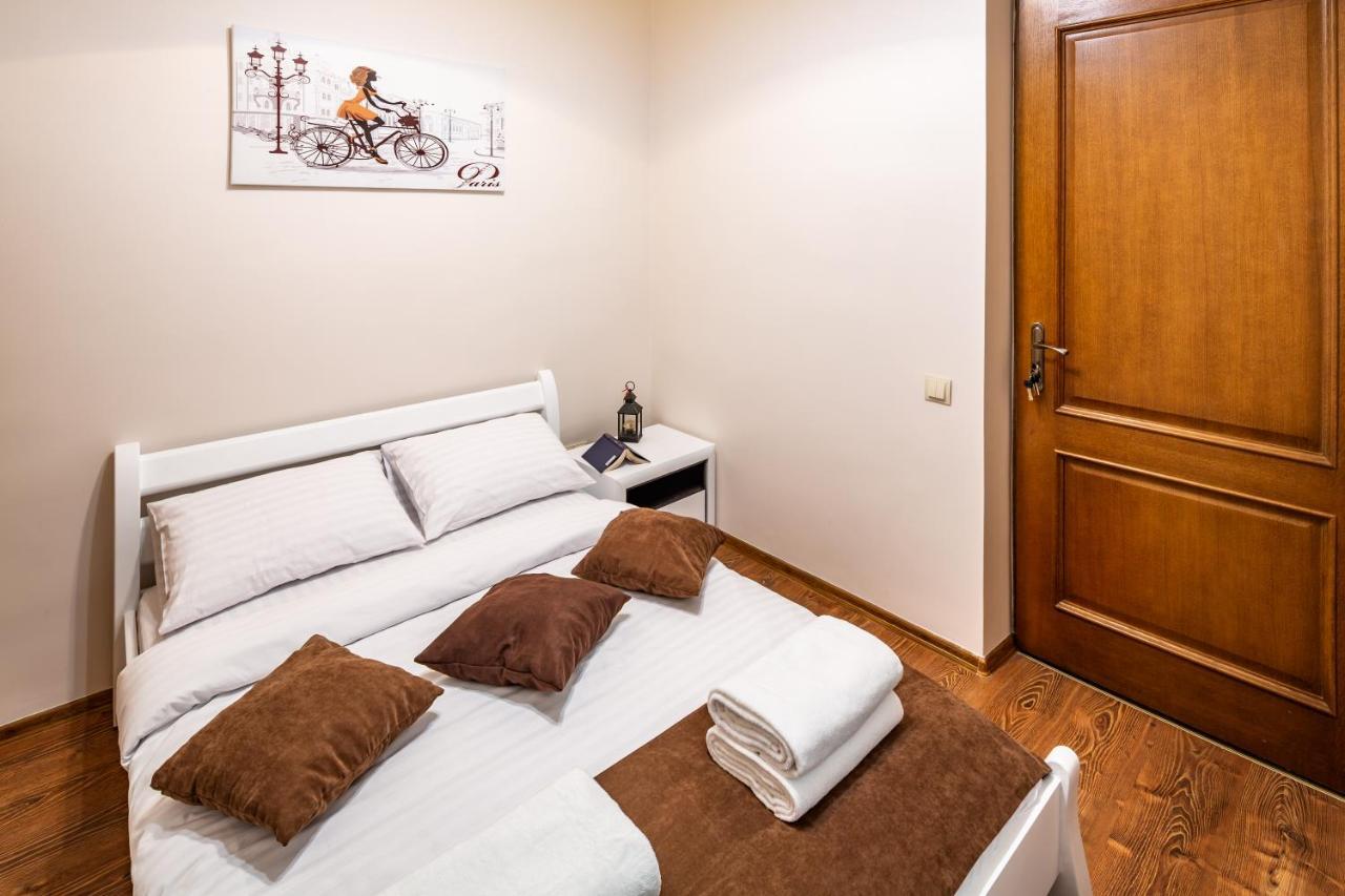 Appartamento Avangard On Sholom Aleikhema St 7 Apart Leopoli Esterno foto
